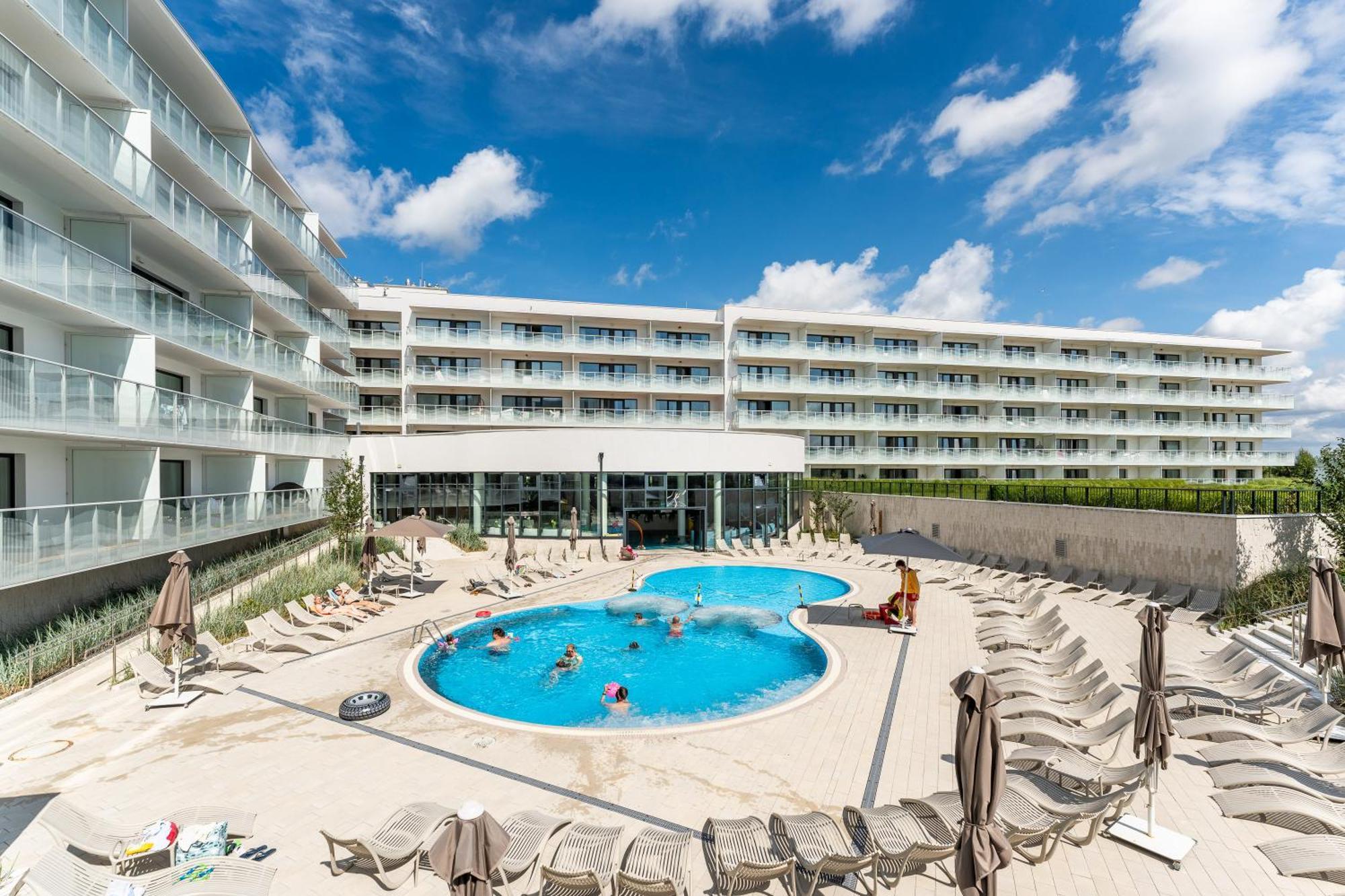 Apartamenty Lighthouse - Polanki Aqua - Blue Kolobrzeg Ngoại thất bức ảnh